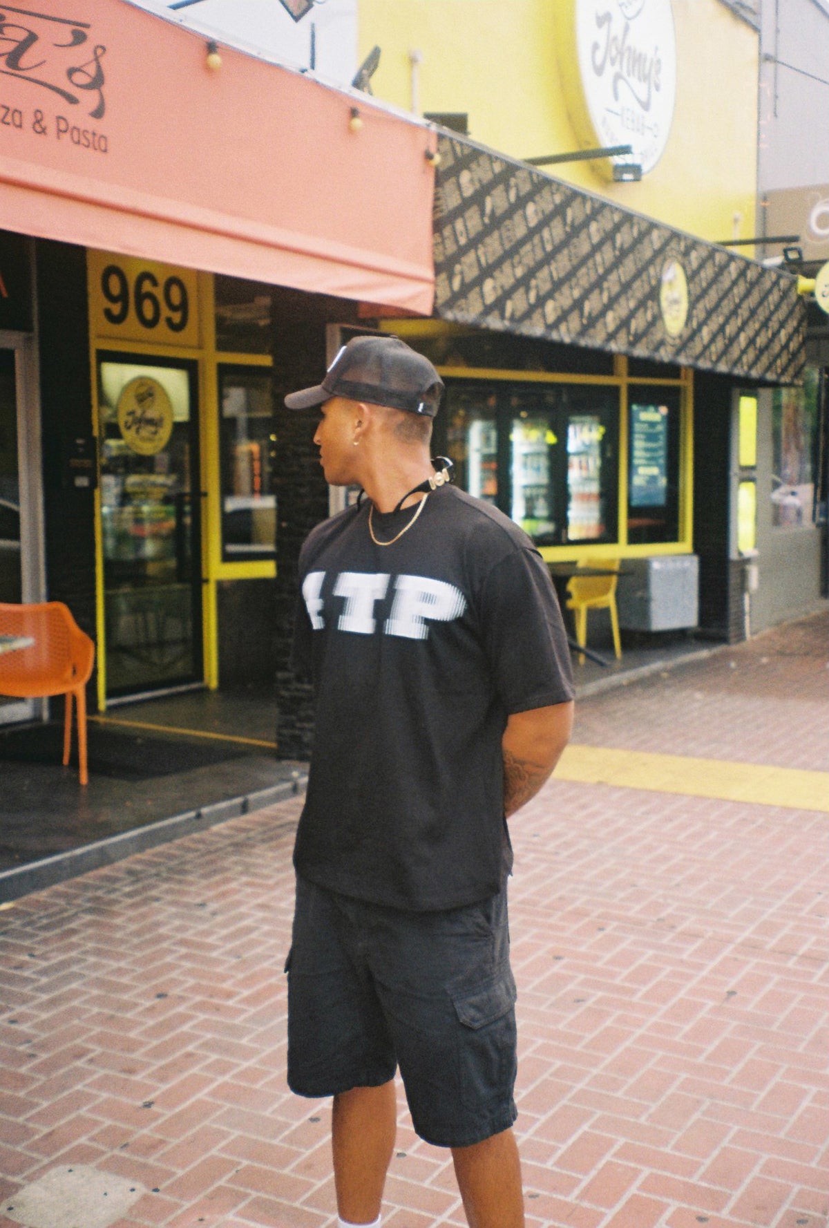 LEGACY TEE [BLACK]