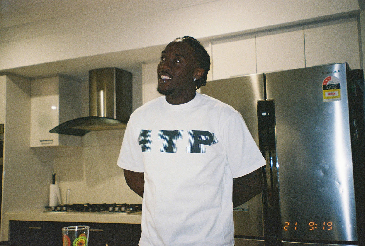 LEGACY TEE [White]
